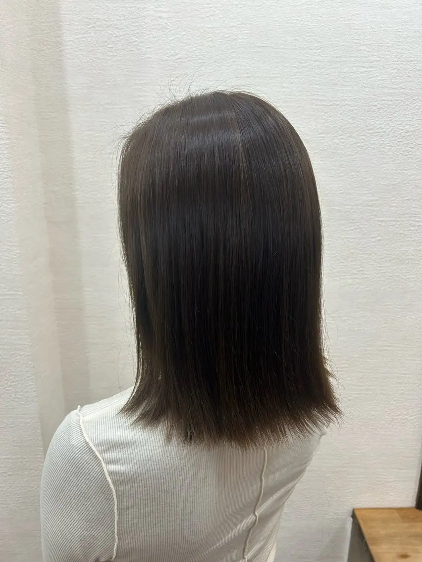セミロング カラー ベージュカラー オリーブベージュ 🐰関根 さら🍒のヘアスタイル
