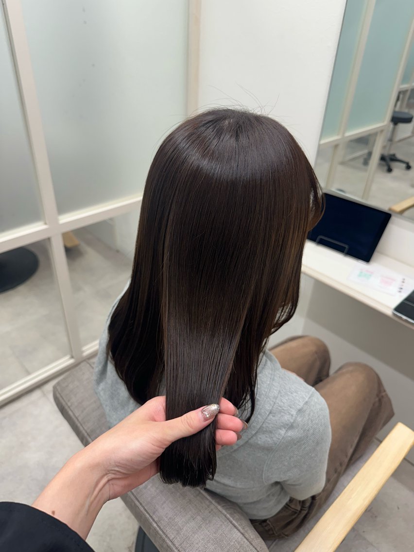 ミディアム カット 縮毛矯正 髪質改善🪄艶カラー /noaのヘアスタイル