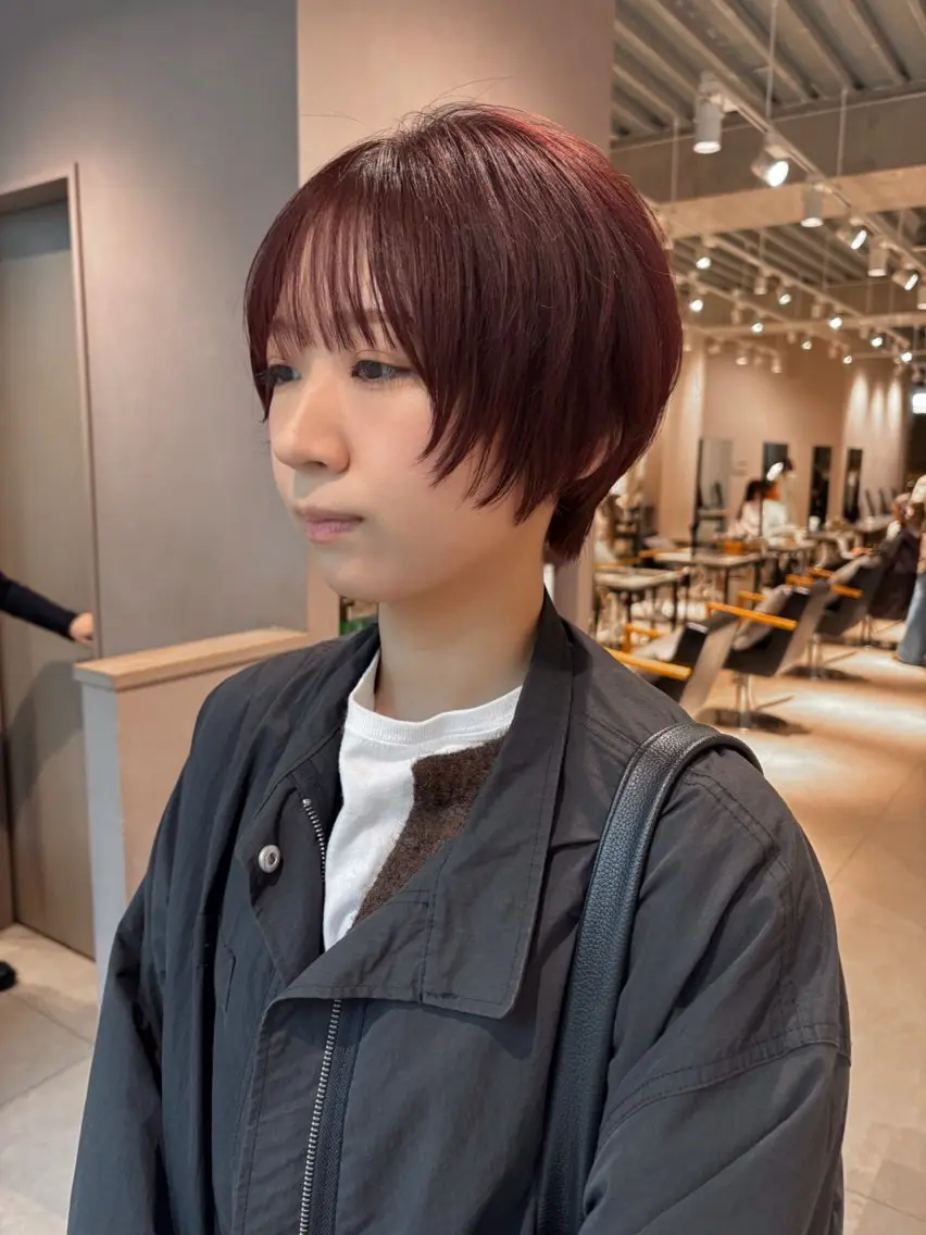 ショート カラー カット ヘアカラー 渡邊 百咲のヘアスタイル