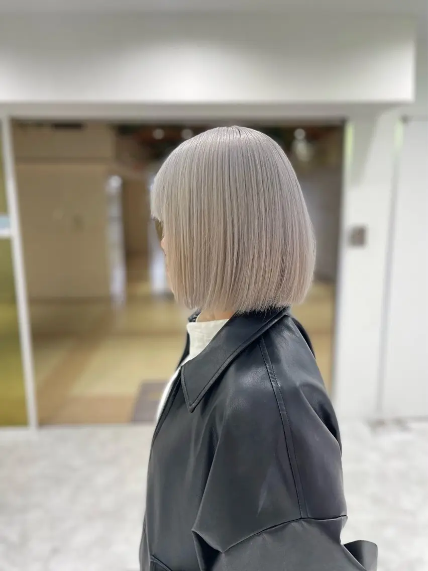 ロング カラー ヘアカラー トリートメント ヘアセット 色落ち綺麗🩰ハイ トーン🎀RINKAのヘアスタイル