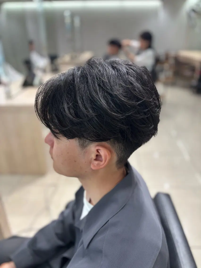 パーマ メンズ カット パーマ 💠メンズ縮毛矯正 /パーマ💠林慶太のヘアスタイル