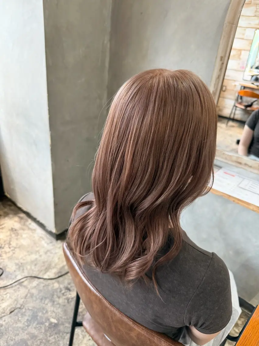 セミロング カラー 紗奈 カラーモデル 募集★⸝⸝のヘアスタイル