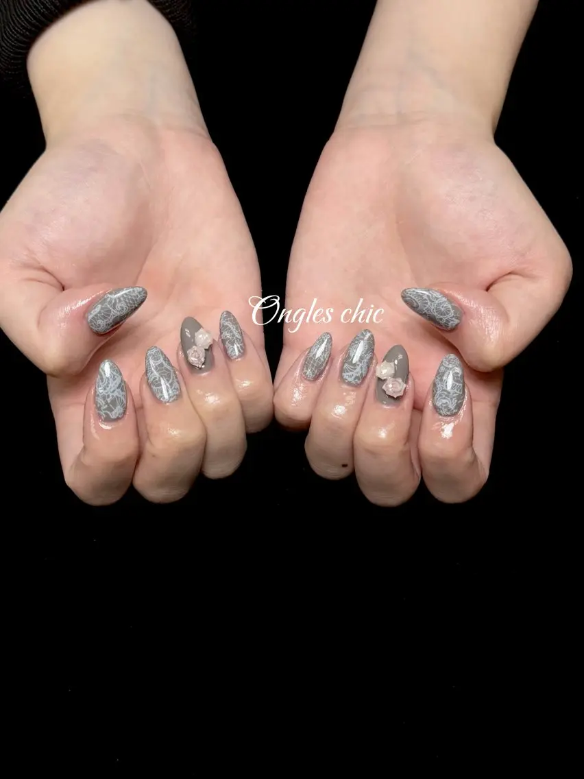 ネイル ハンドネイル ongles chicのネイルデザイン