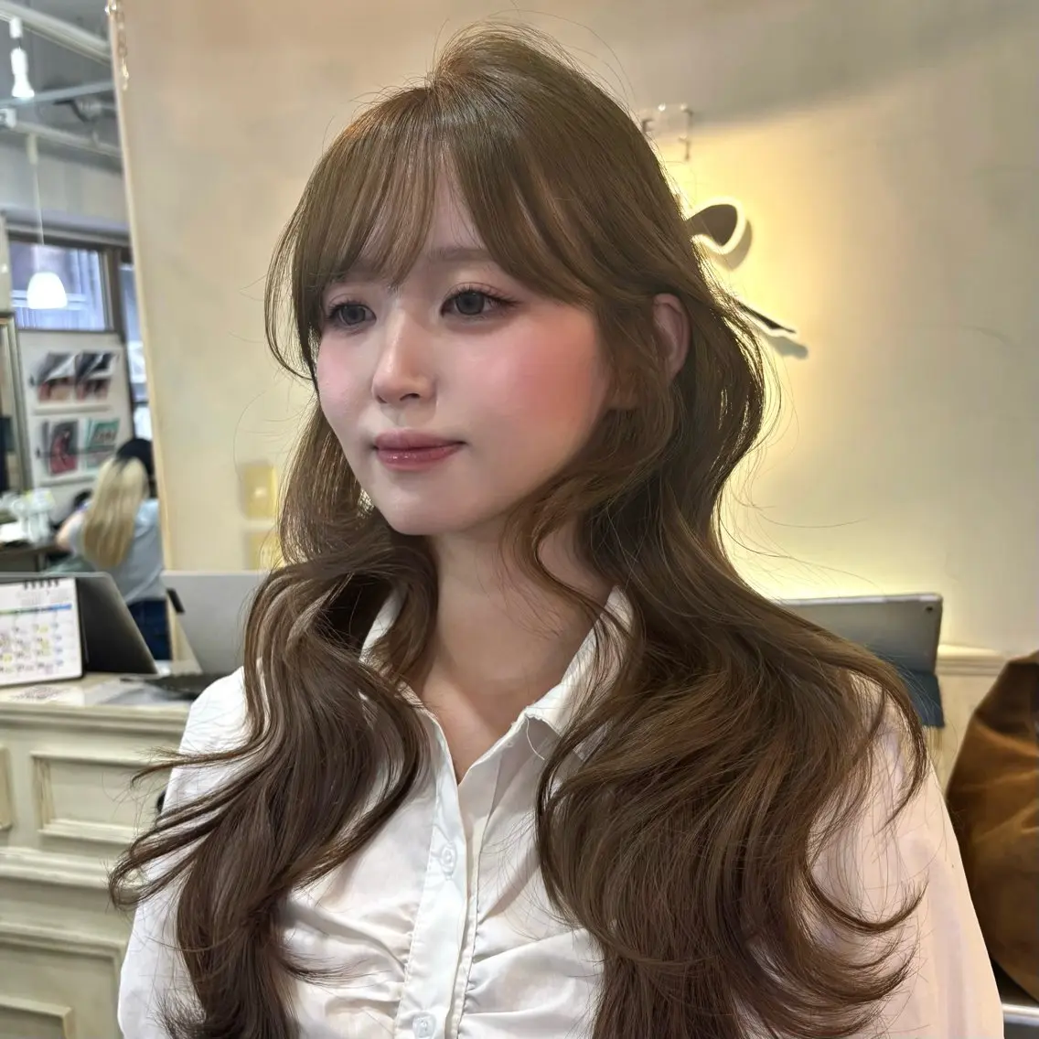 ロング カラー ベージュカラー ブリーチ ダブルカラー ヘーゼル ブリーチなしカラー カット ヘアカラー レイヤーカット/透明 感カラー🤍フウカのヘアスタイル