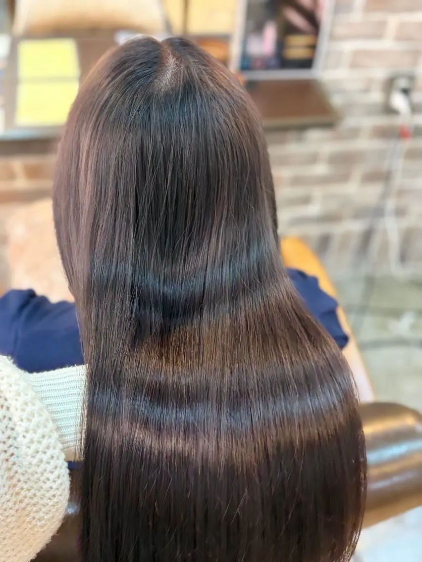 セミロング カット ヘアカラー トリートメント 縮毛矯正/暖色系 /徳田真緒のヘアスタイル