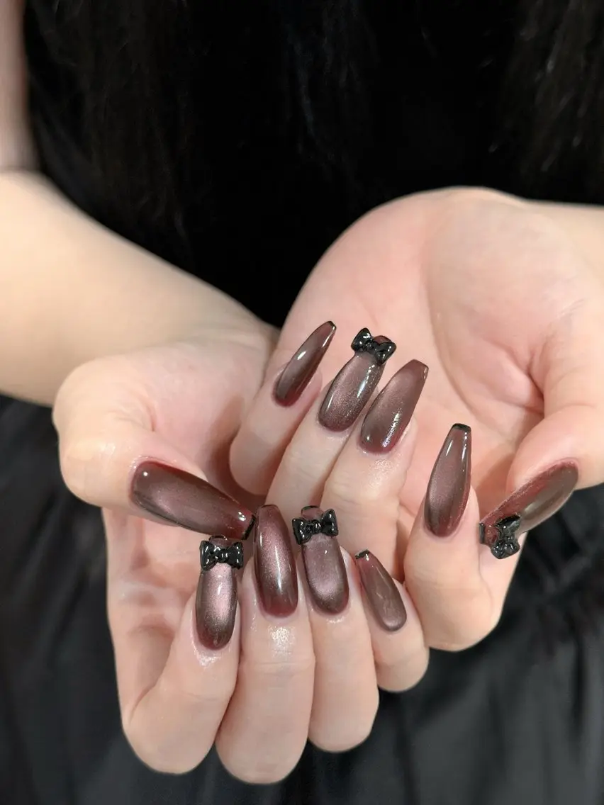 ネイル ジェルネイル キラキラネイル 韓国ネイル マグネットネイル ミラーネイル ハンドネイル ハンドケア Sun Nail 池袋のネイルデザイン