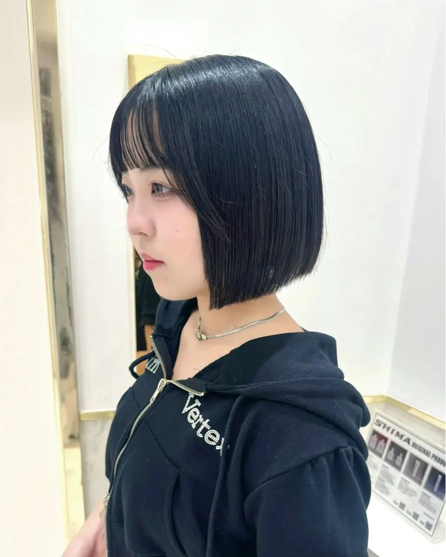ショート カラー ヘアアレンジ カット ヘアカラー トリートメント ヘッドスパ ヘアセット 縮毛矯正🤍 ボブ/ HIKARIのヘアスタイル