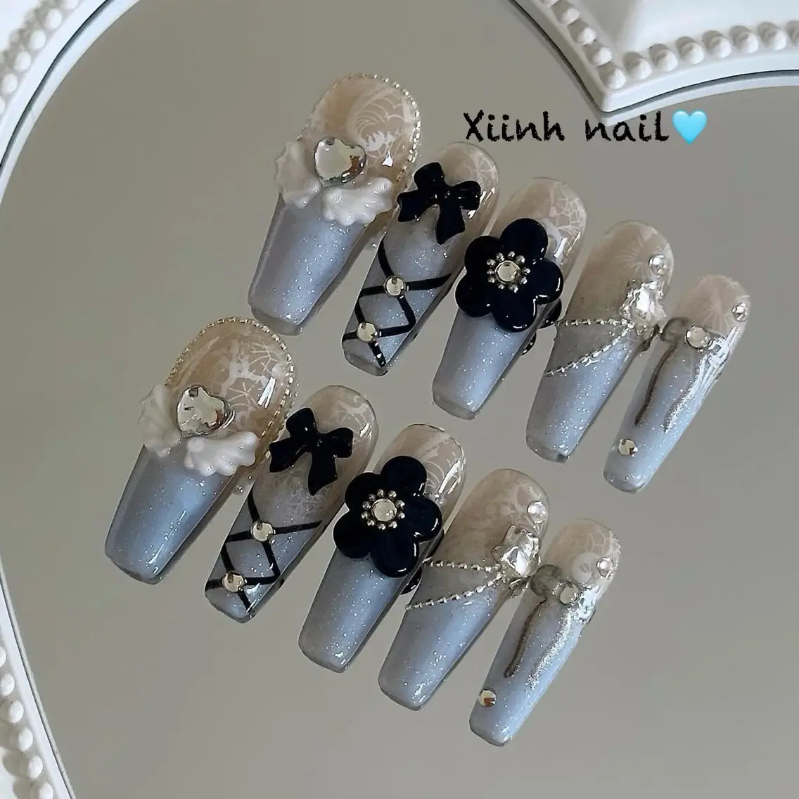 ネイル チークネイル 桜ネイル フットネイル ジェルネイル ハロウィン XIINH NAIL SALONのネイルデザイン