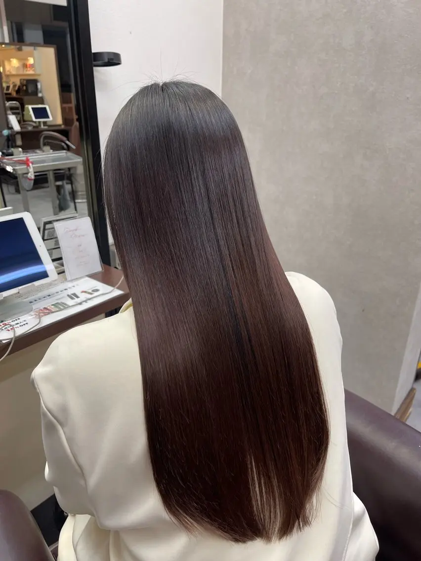 美艶縮毛矯正モデルの写真