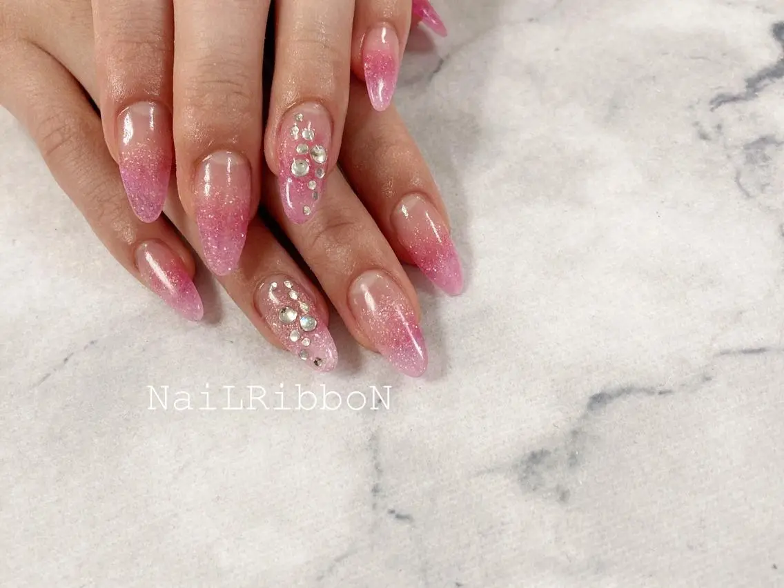 ネイル 🎀ネイルサロン RIRI🎀のネイルデザイン