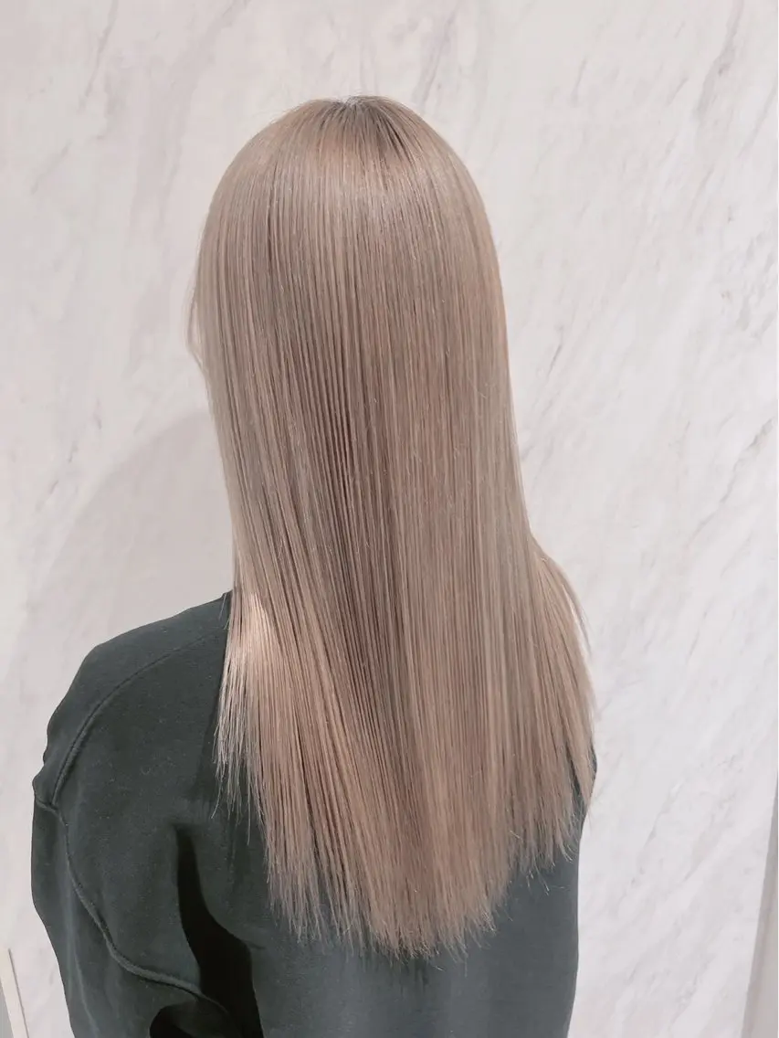 【minimo限定♡】ブリーチ＋カラー＋トリートメントの写真