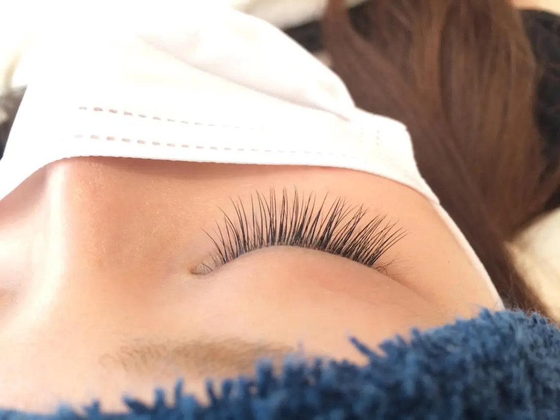 マツエク・マツパ Jカール ナチュラル 村岡 恵理の眉毛・アイブロウイメージ