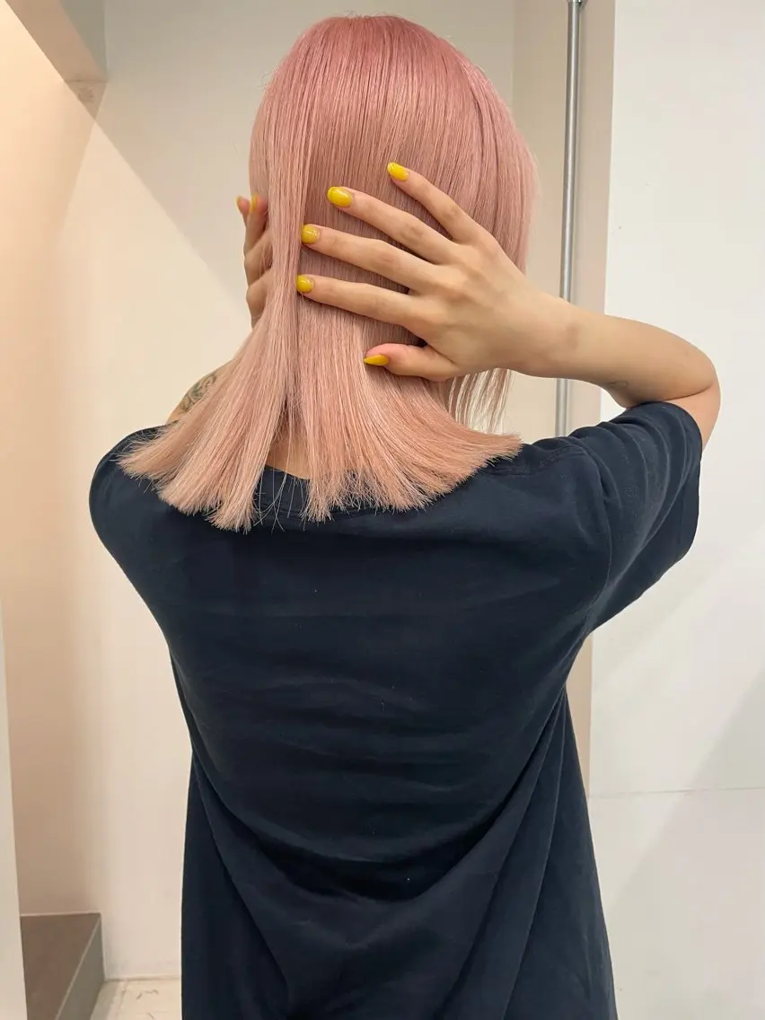 ミディアム カラー 🫧ハイトーン✨格安 より質💐マンツーマのヘアスタイル