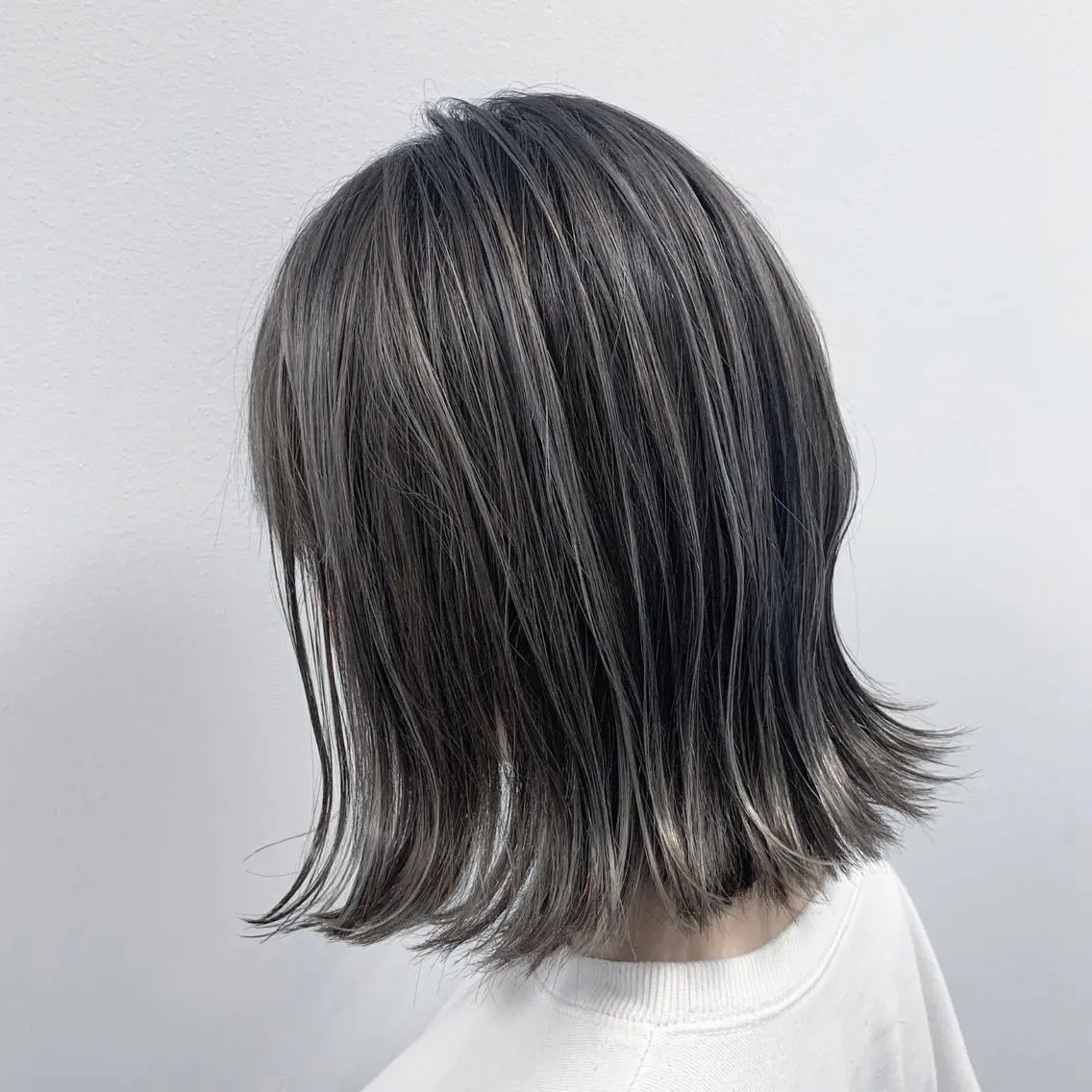 ミディアム カラー ハイライトカラー ハイライト なんば髪質改善カラー Ardoreのヘアスタイル