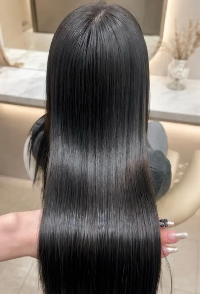 【🫧髪質改善🫧】 カット+艶カラー+水素髪質改善トリートメント💎 17,000円💫の写真
