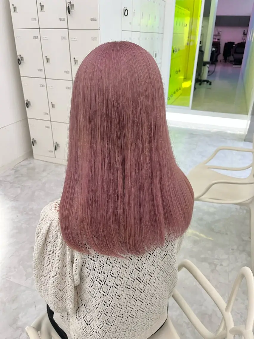 ロング カラー ヘアアレンジ ウルフカット×ハイ トーン職人🤍ゆうひのヘアスタイル