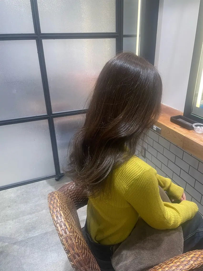 セミロング カラー 暖色カラー🤎Red Neo meiのヘアスタイル