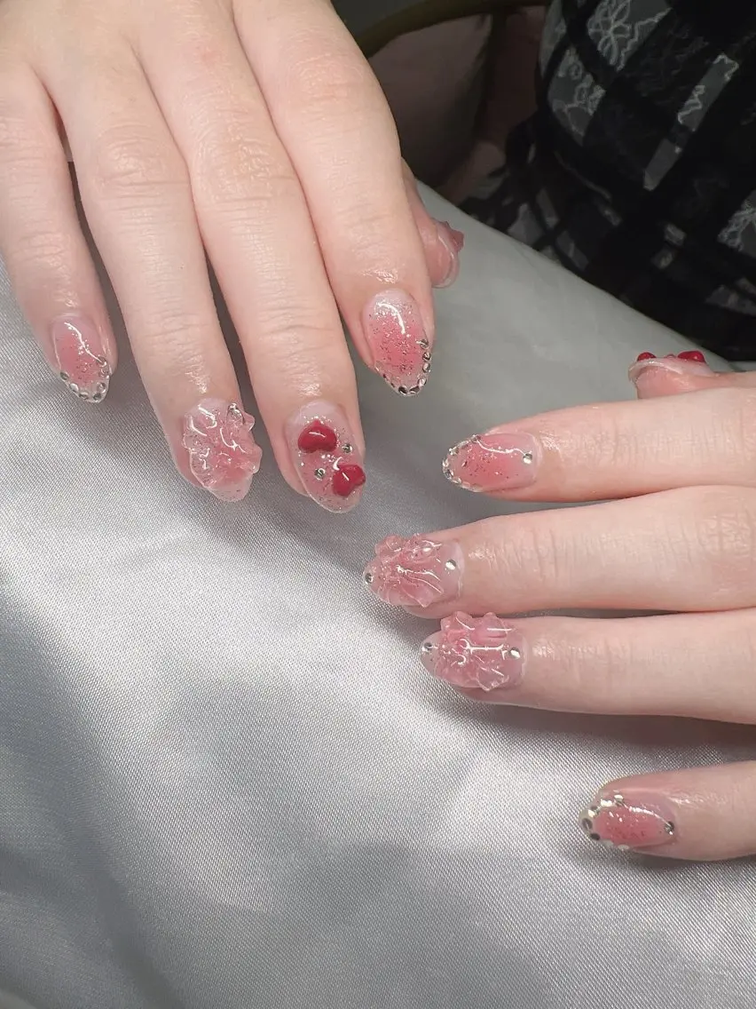 ネイル 長さ出し グラデーション 卒業式 キラキラネイル マグネットネイル ハンドネイル Lee Nailsのネイルデザイン