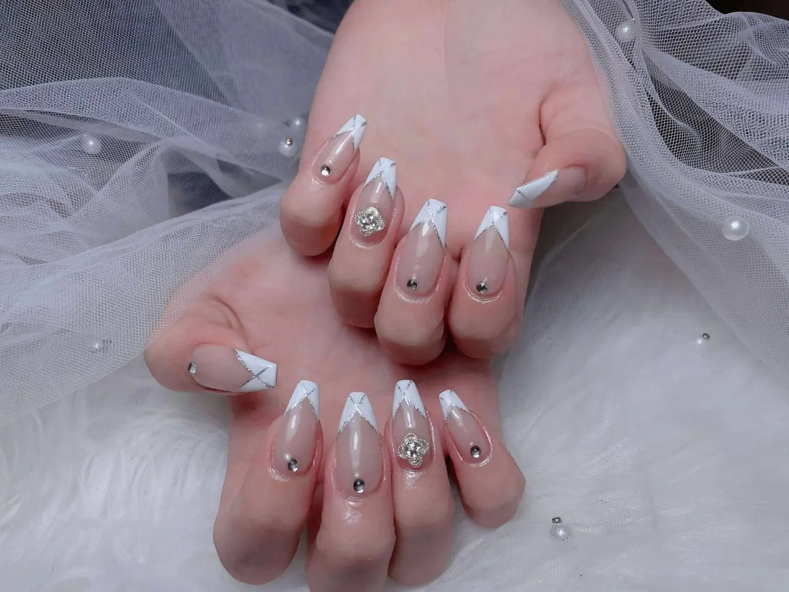 ネイル ハンドネイル Ami Nailのネイルデザイン