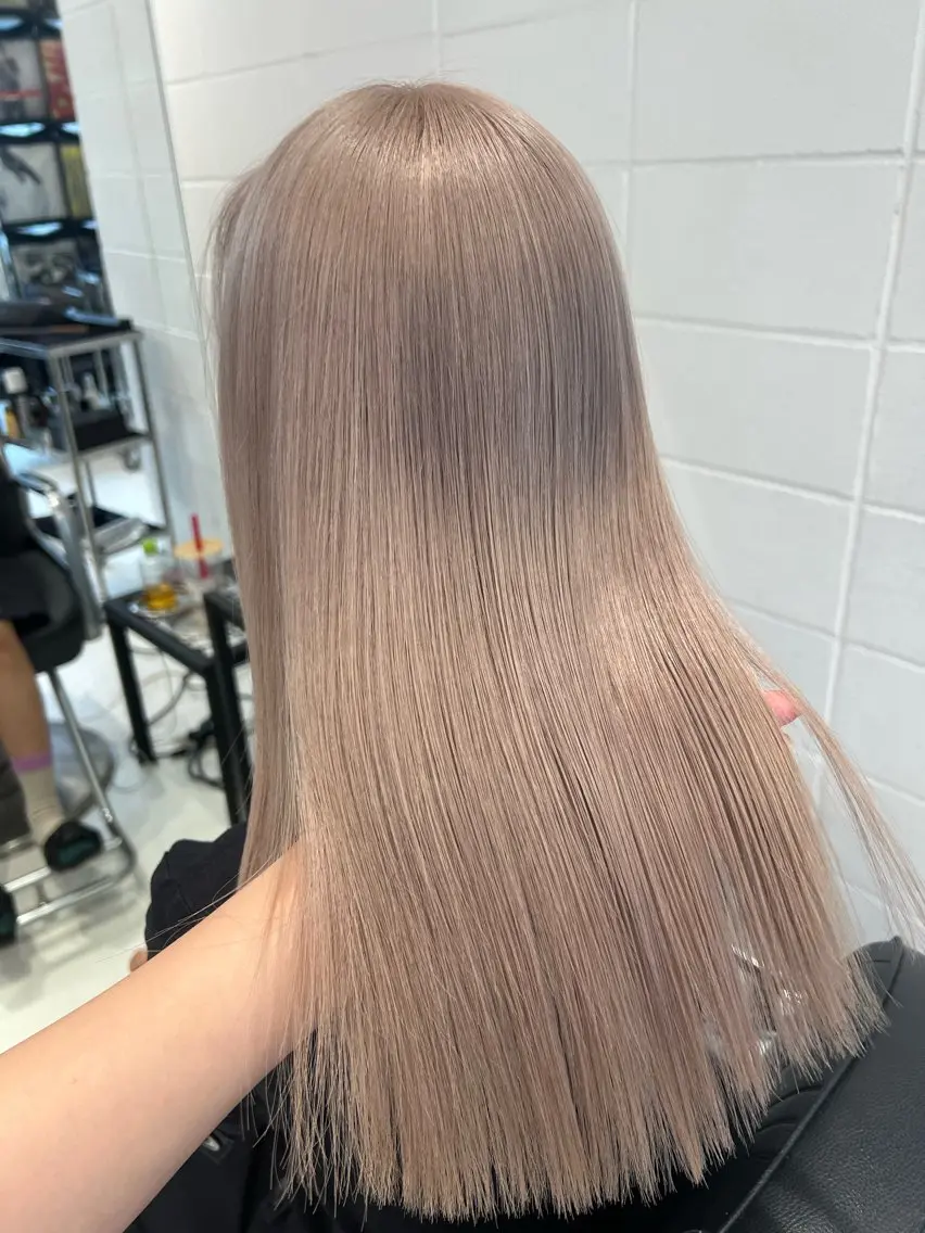 ショート カラー カット ヘアカラー トリートメント HARU//原宿🤍 リピート率NO.1のヘアスタイル