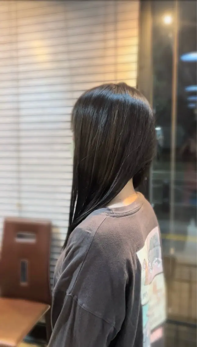カラー 透明感カラー グレージュ ハイライトカラー 似合わせカット🍀 TAKAHASHIのヘアスタイル