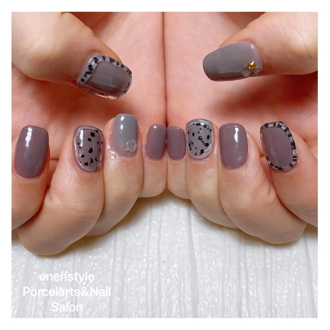 ミディアム ネイル 🐾enen style 🐾のネイルデザイン
