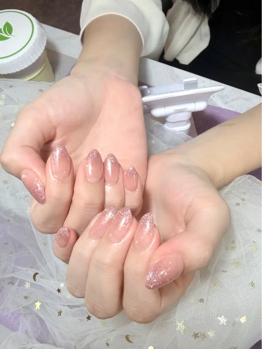 ネイル グラデーション ラメ(グリッター) ラメグラデーション ハンドネイル U.MI Nail ミカのネイルデザイン