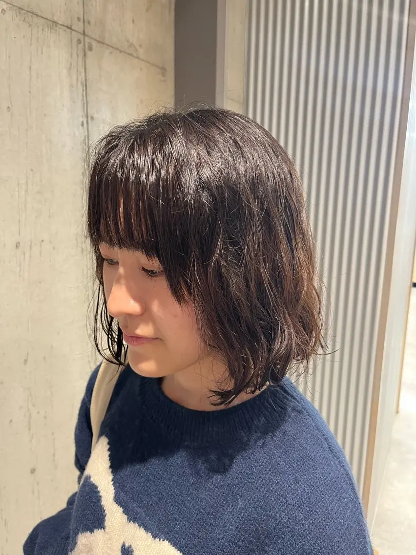 ミディアム パーマ ヘアアレンジ カット パーマ トリートメント 垢抜けボブ×透明 感カラーリクト💥のヘアスタイル