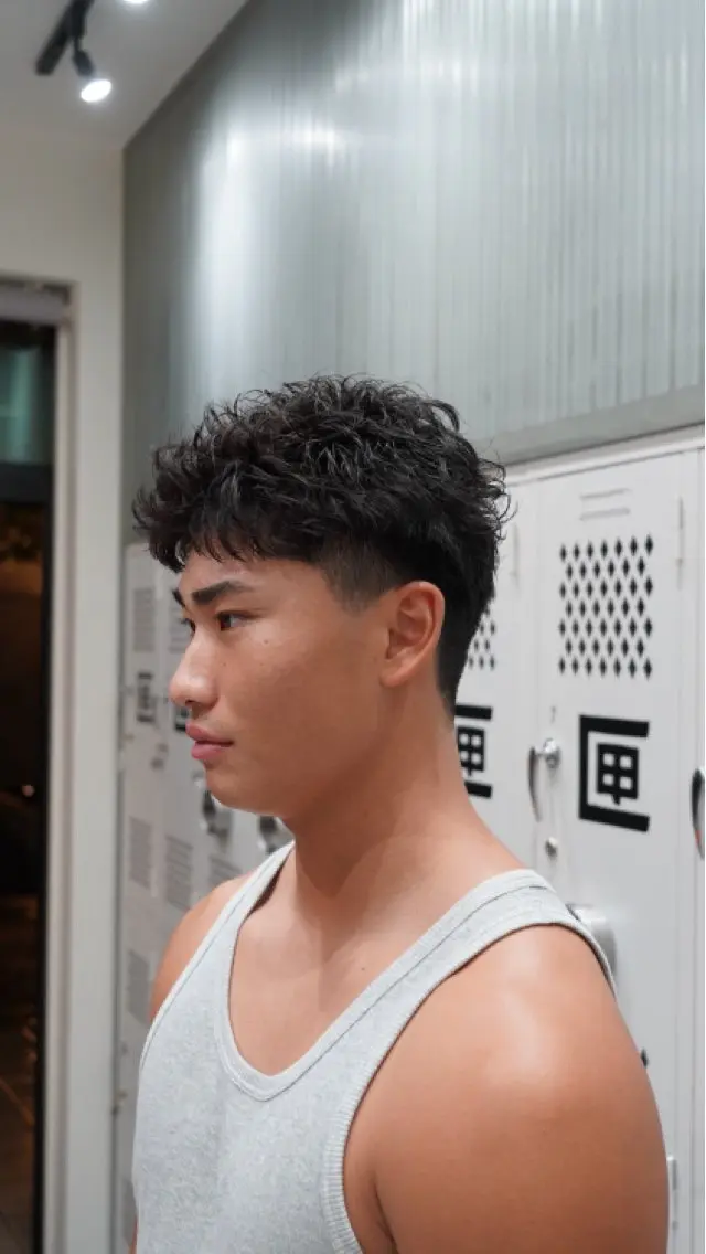 パーマ カット パーマ メンズパーマ特化⭕️ 春山凜乃介のヘアスタイル