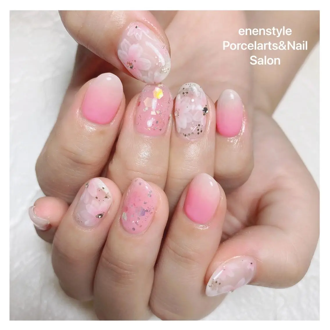 ミディアム ネイル ハンドネイル 🐾enen style 🐾のネイルデザイン