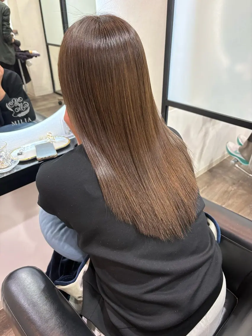 ロング 縮毛矯正 樅木 恒毅のヘアスタイル