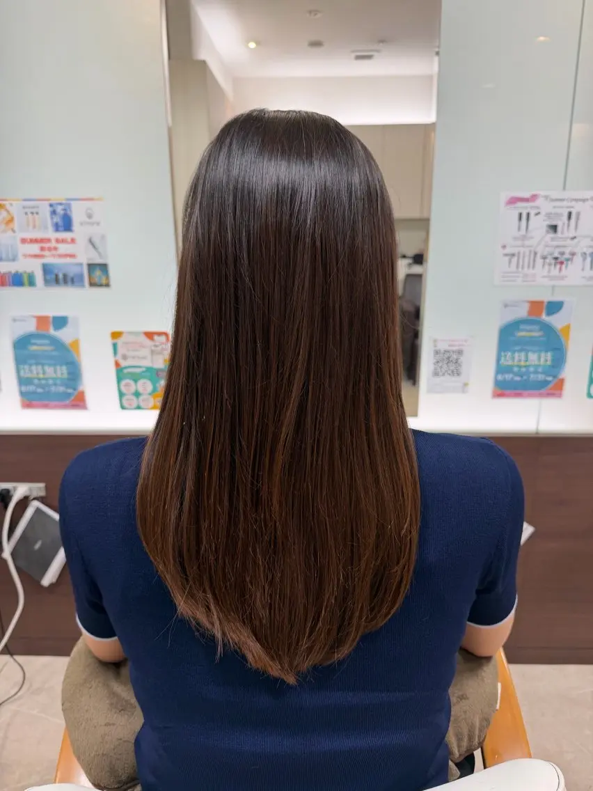 ロング moe 美髪矯正 ストレートのヘアスタイル