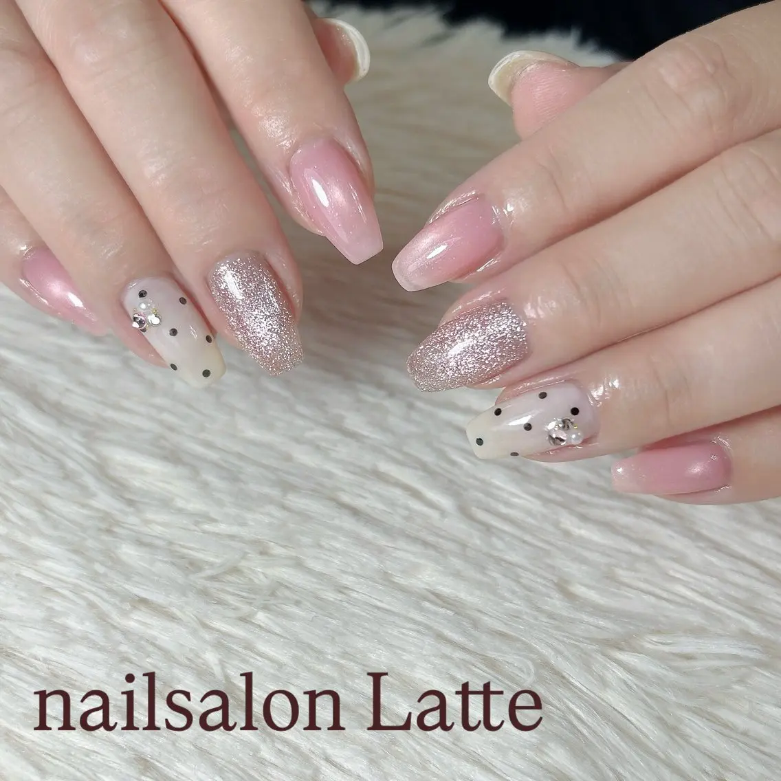 ネイル Nailsalon Latteのネイルデザイン