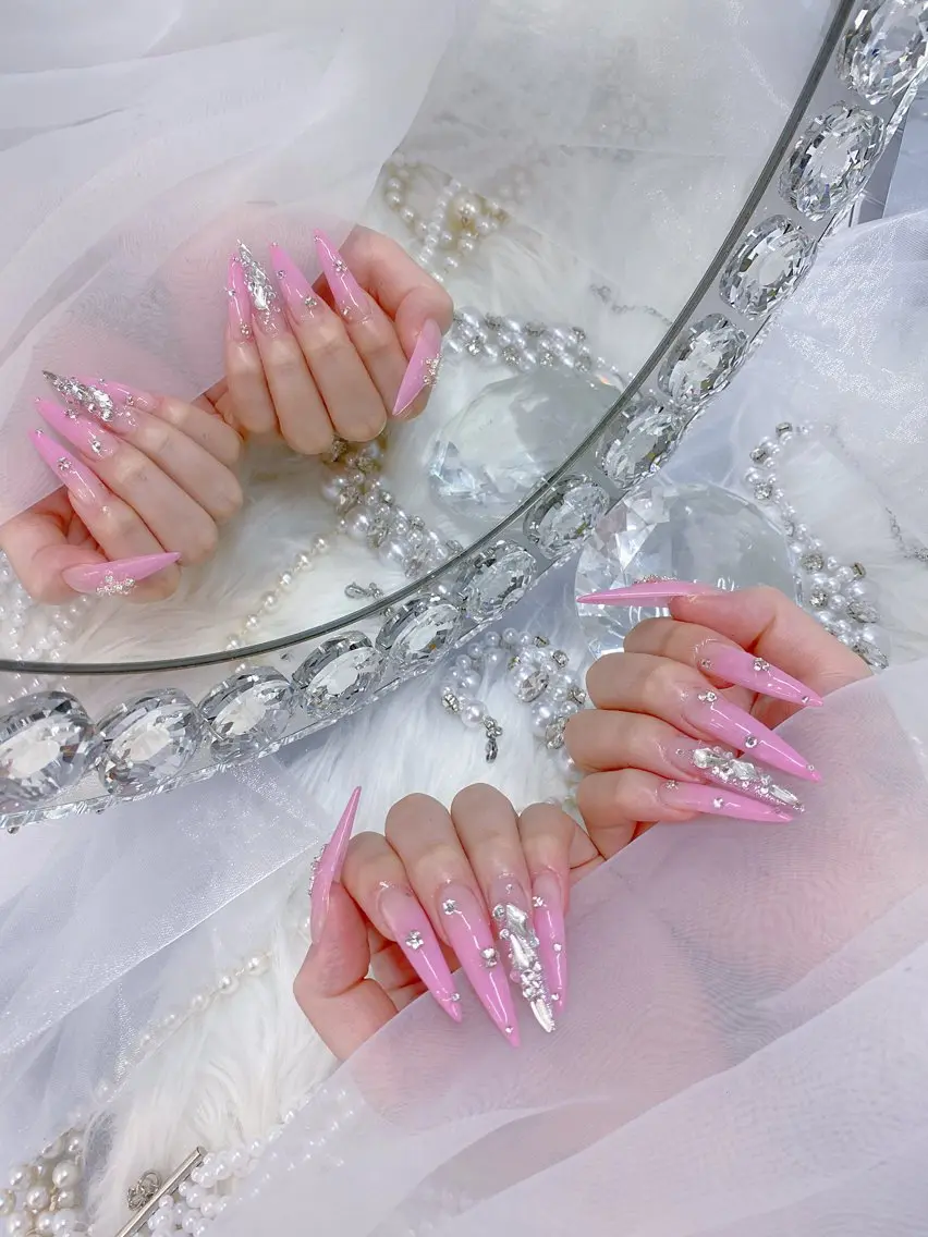 ネイル 成人式 韓国ネイル ロングネイル マグネットネイル 大理石ネイル(マーブル) ハンドネイル Sanie Salonのネイルデザイン