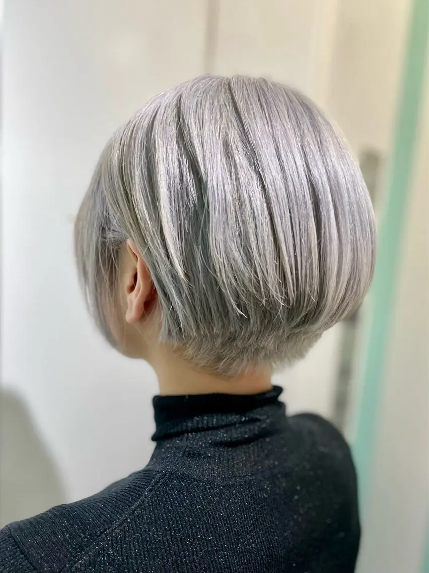 ショート ショートヘア ヘアカラー 原 千景のヘアスタイル