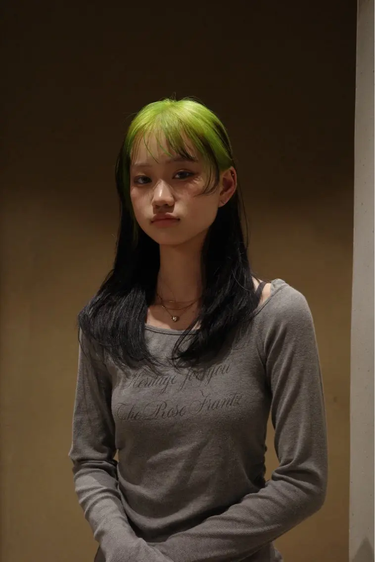 カラー 西村 絵美里のヘアスタイル