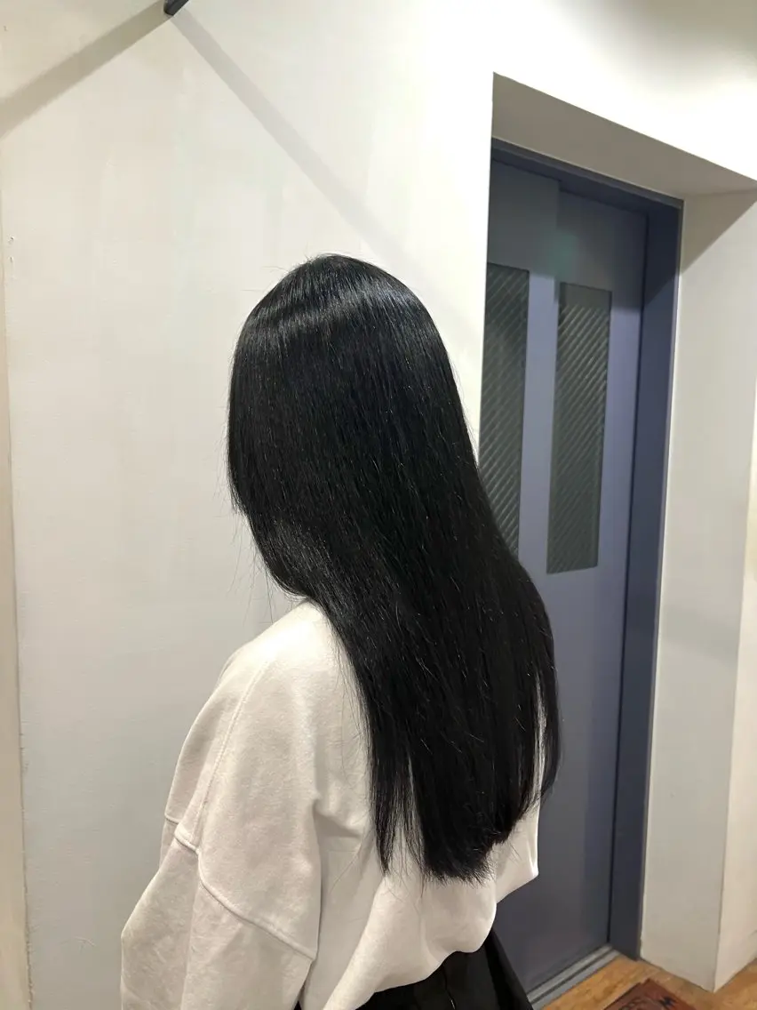 ロング AmiLi HONOKAのヘアスタイル
