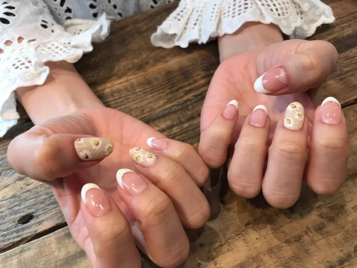 ネイル 佐藤 悠子のネイルデザイン