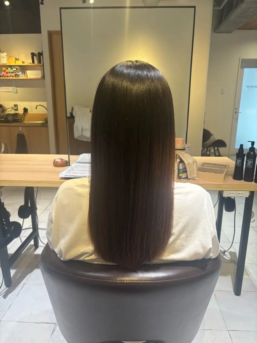 ロング 髪質改善 カット 縮毛矯正 トリートメント 尾形 百花のヘアスタイル
