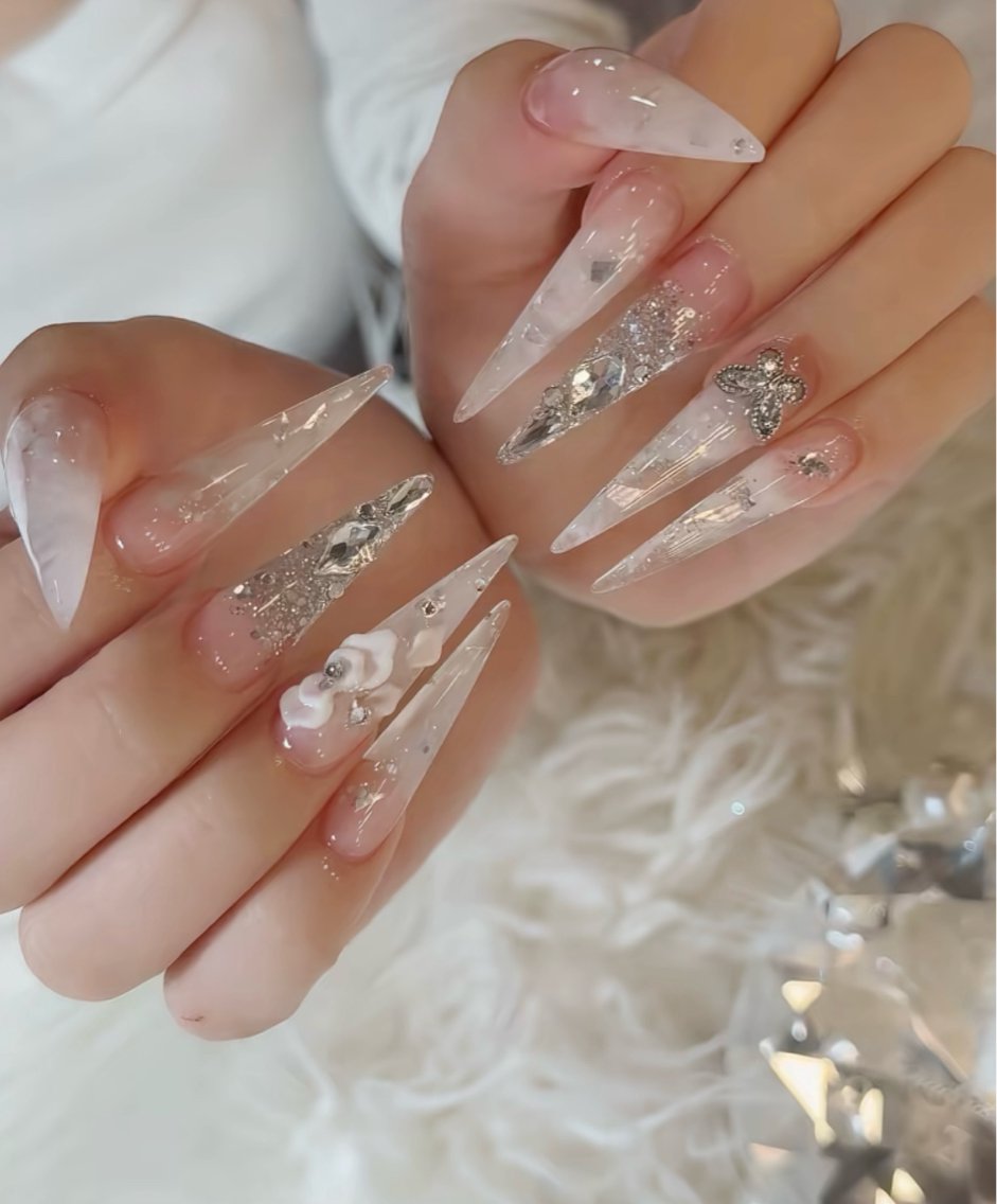 ネイル NiJi Nailsのネイルデザイン