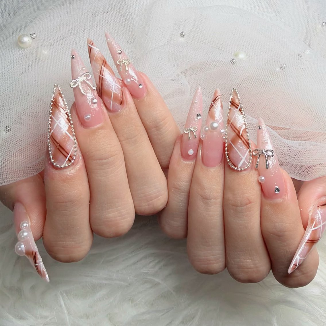 ネイル フットネイル フレンチネイル グラデーション 韓国ネイル ロングネイル ハンドネイル Hani Nail Salonのネイルデザイン