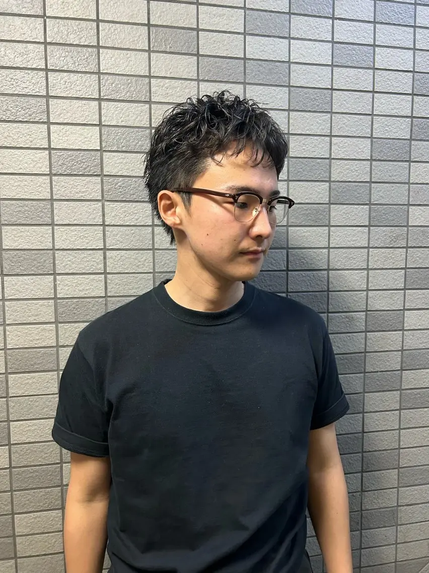 ショート パーマ メンズ メンズブリーチ メンズハイライト メンズインナーカラー メンズパーマ プードルパーマ カット パーマ トリートメント 💈メンズ短髪特化 ✂︎伊藤大輝💈のヘアスタイル
