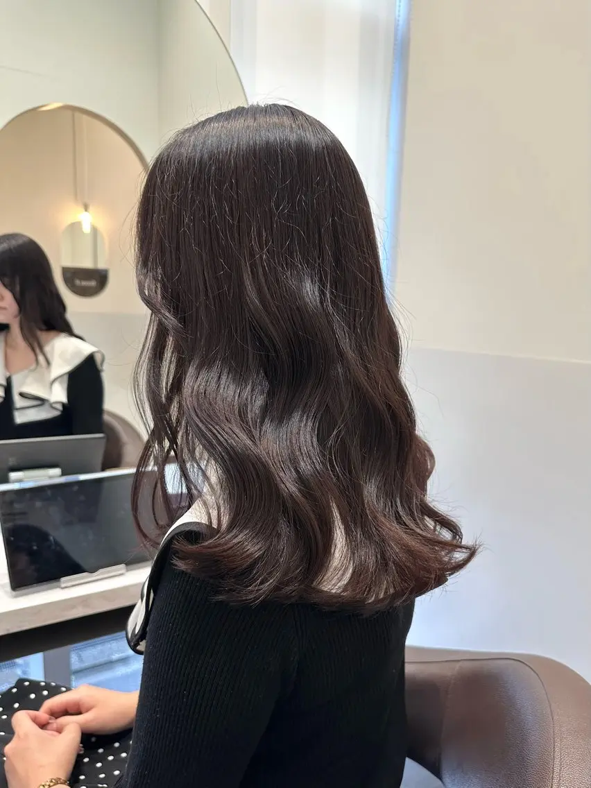 セミロング カラー ブリーチ グレージュ ラベンダーカラー ラベンダーグレージュ ラベンダーグレー カット ヘアカラー トリートメント 矢野 晃平のヘアスタイル