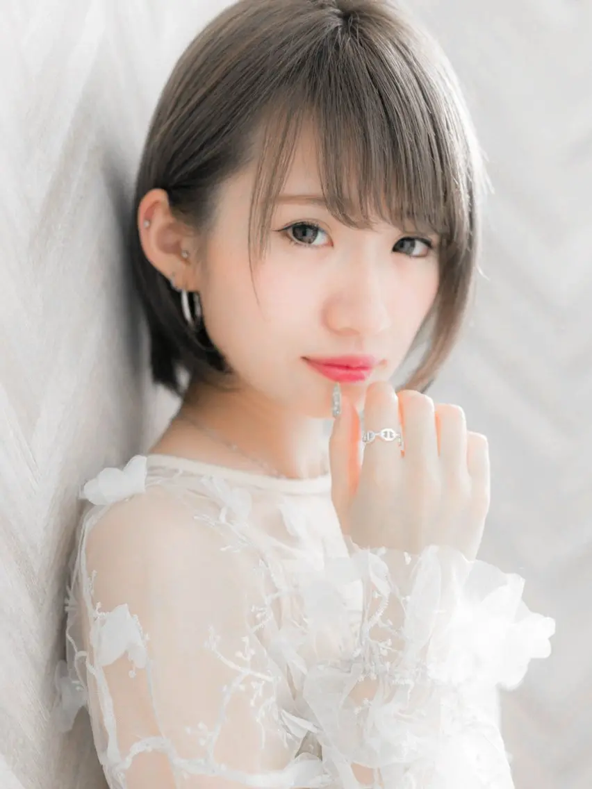 ショート 北田🌟小顔レイヤー 🌟寒色ショート🌟のヘアスタイル
