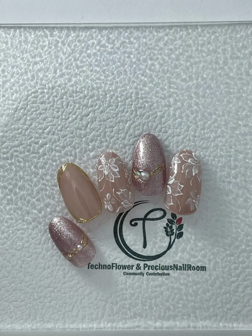 ネイル precious nail roomのネイルデザイン