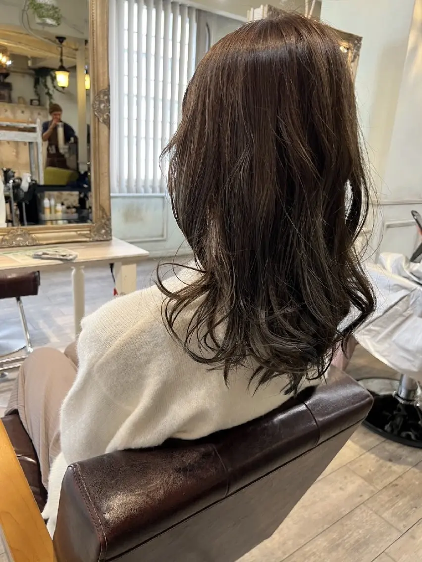 セミロング ナカヤマ ヒロトのヘアスタイル