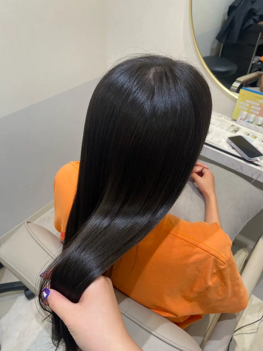 ロング カラー アッシュ アッシュブラウン ブラウンカラー 髪質改善 韓国ヘア・カラー 🩵SHIZUKUのヘアスタイル