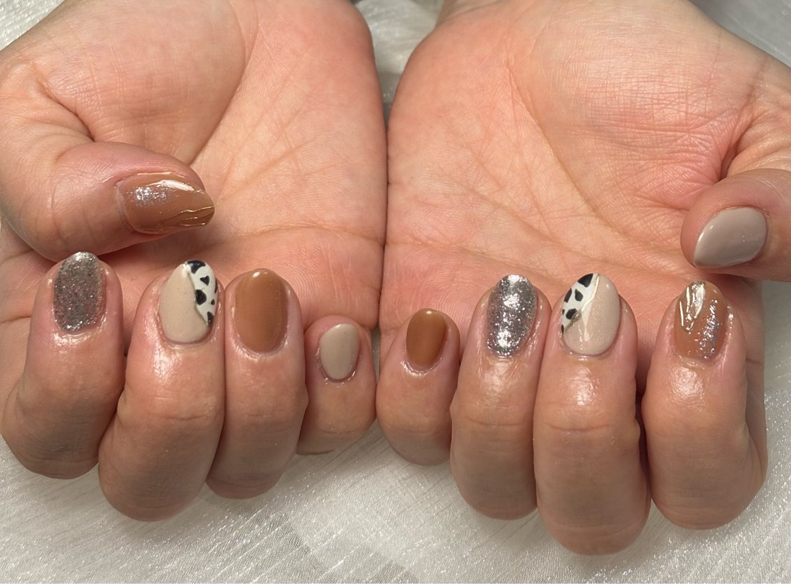 ネイル アニマル柄 オーロラネイル フットネイル フレンチネイル ジェルネイル ハンドネイル kiki nail たまプラーザのネイルデザイン