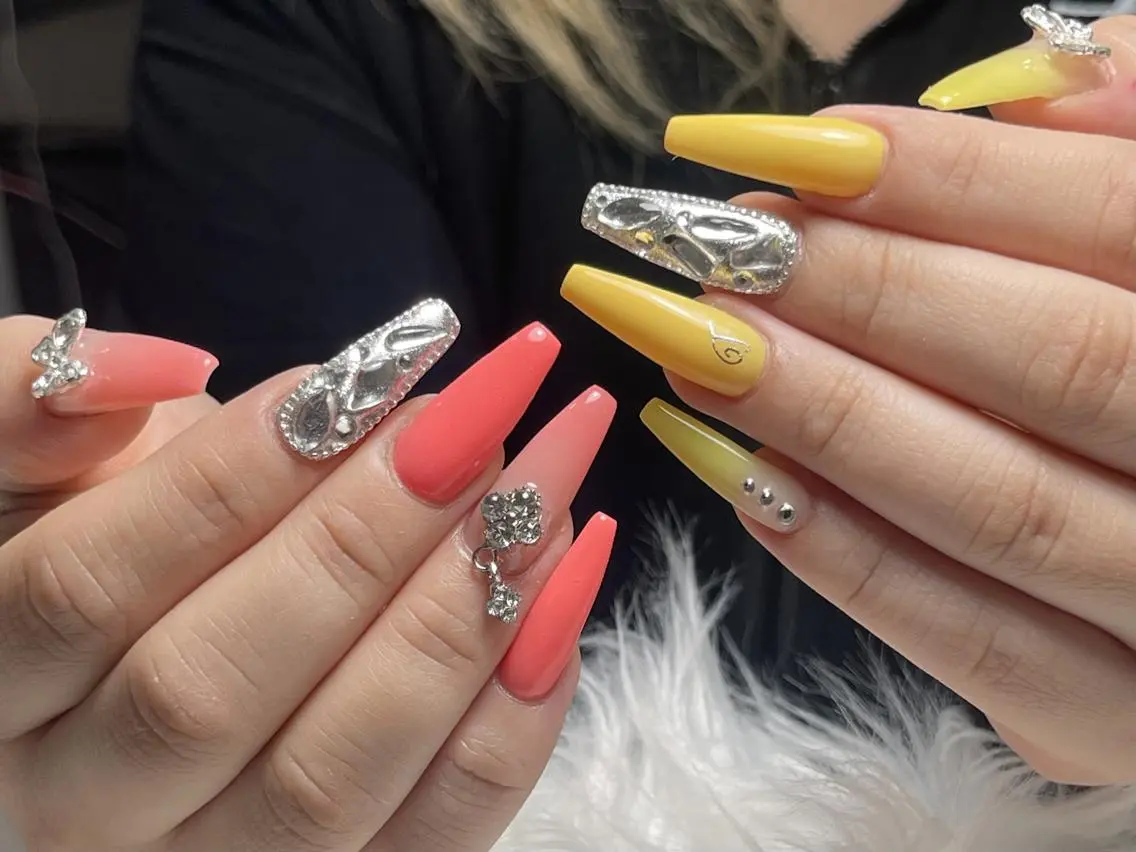 ネイル ボルドー チークネイル 長さ出し フレンチネイル ジェルネイル Mio💖Belle Nail Salonのネイルデザイン