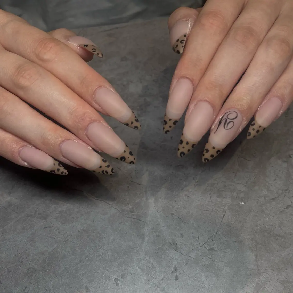 ネイル マットネイル ハンドネイル IROHA NAIL nanaのネイルデザイン